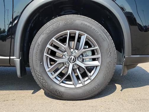 Black 2025 Nissan Rogue S