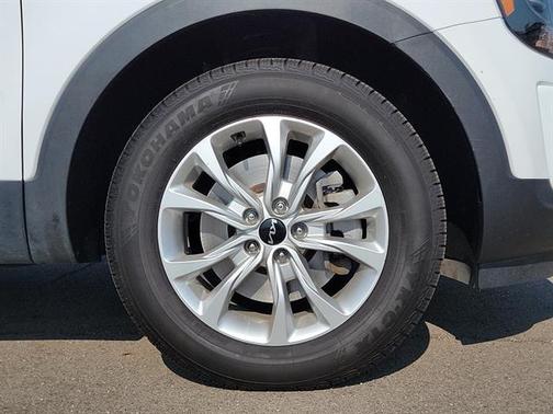 2022 Kia Telluride LX