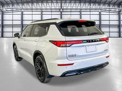Alpine Frost 2026 Nissan Rogue Plug-In Hybrid PLAT