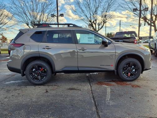 2025 Nissan Rogue Rock Creek