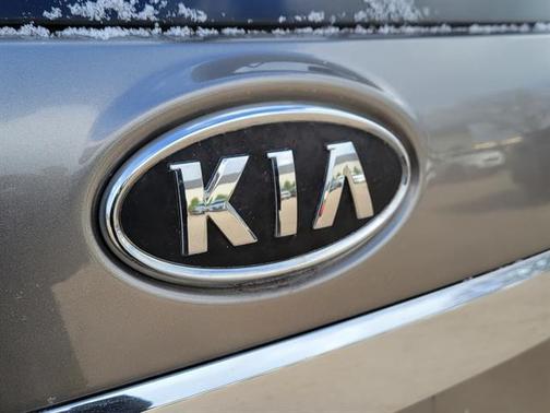 2012 Kia Sorento LX