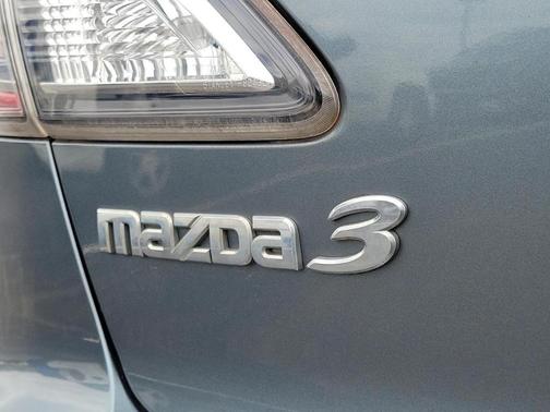 2012 Mazda Mazda3 i Sport