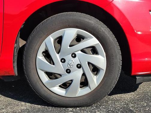 2015 Toyota Prius c Four