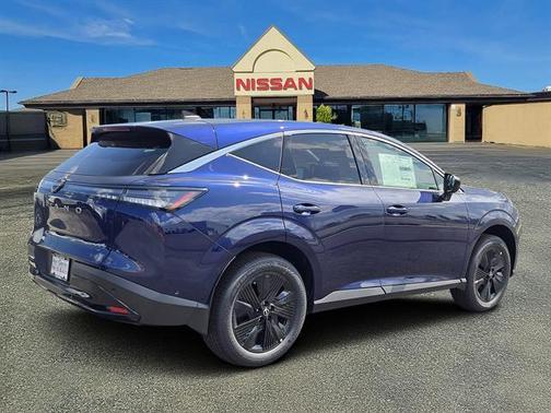 2025 Nissan Murano SV