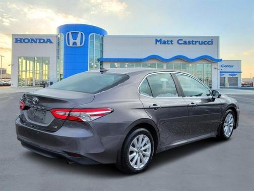2019 Toyota Camry LE