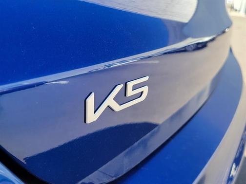 2024 Kia K5 EX
