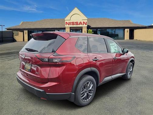 2025 Nissan Rogue S