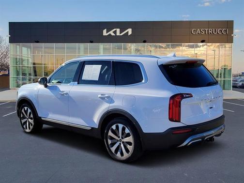 Glacial White Pearl 2022 Kia Telluride EX