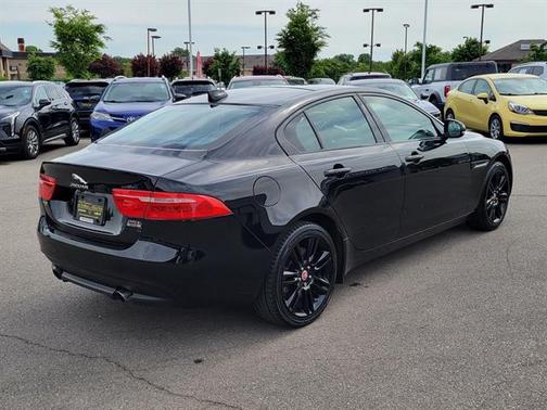 Narvik Black 2018 Jaguar XE 25t Prestige