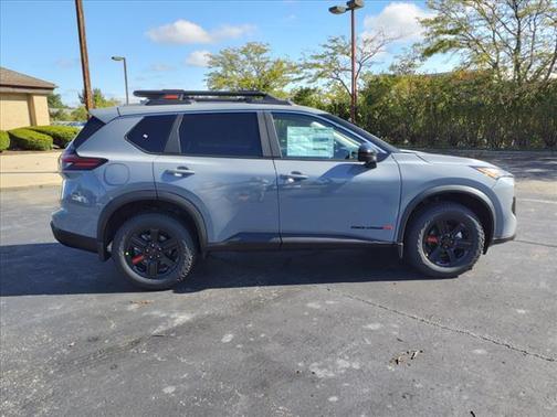 2025 Nissan Rogue Rock Creek