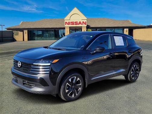 Super Black 2025 Nissan Kicks SV