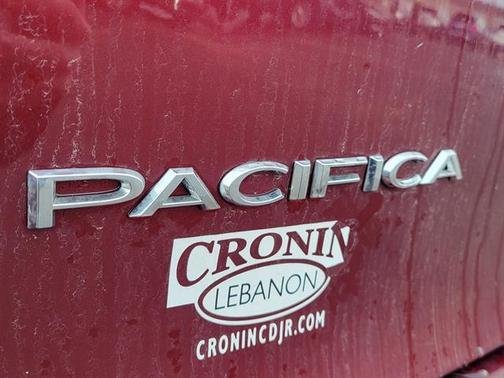 2020 Chrysler Pacifica Touring-L