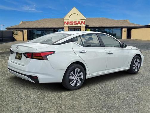 2025 Nissan Altima S