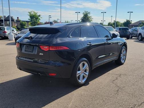 Santorini Black 2019 Jaguar F-PACE 30t R-Sport