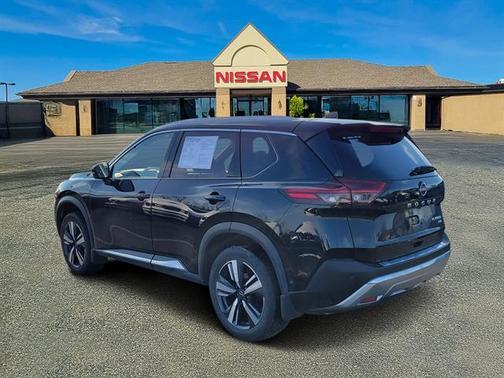 2023 Nissan Rogue Platinum