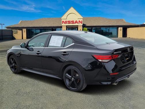 Black 2023 Nissan Sentra SR