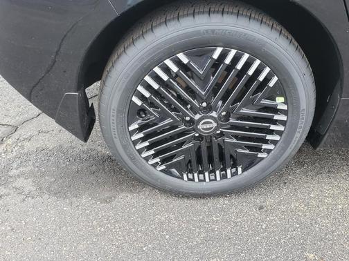 2025 Nissan Leaf SV PLUS
