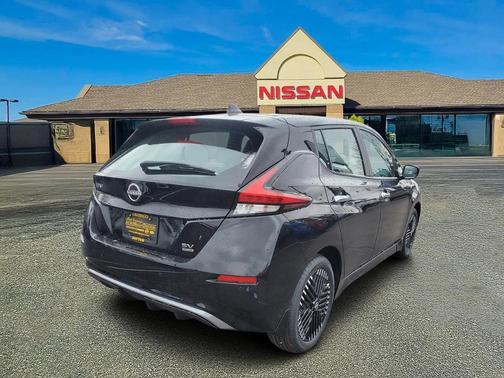 2025 Nissan Leaf SV PLUS