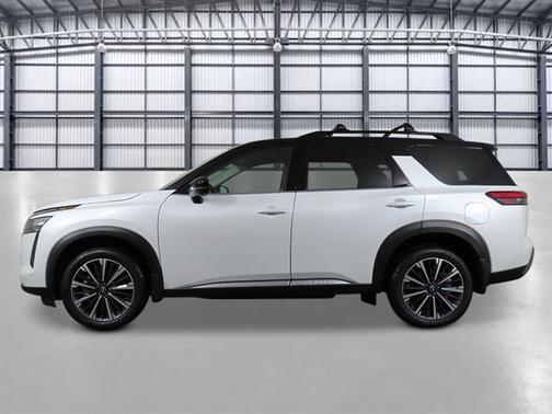 White / Black 2026 Nissan Pathfinder Platinum