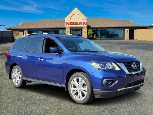 2019 Nissan Pathfinder SL