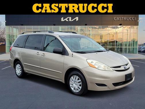 Desert Sand Mica 2010 Toyota Sienna LE