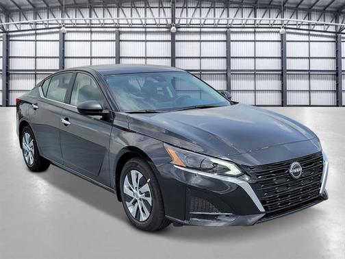 2025 Nissan Altima S