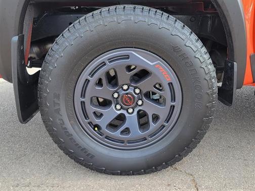 Afterburn Orang 2026 Nissan Frontier PRO-4X