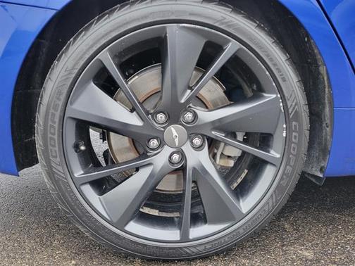 2022 Genesis G70 3.3T