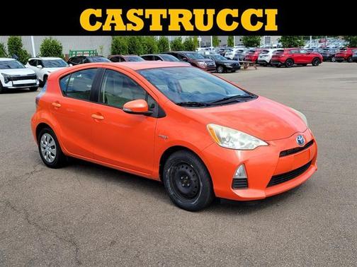 Habanero 2012 Toyota Prius c One