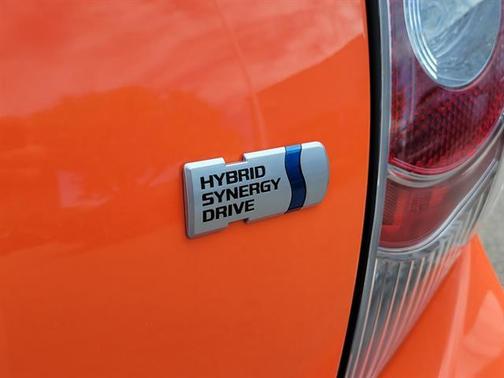 Habanero 2012 Toyota Prius c One