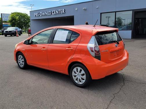 Habanero 2012 Toyota Prius c One