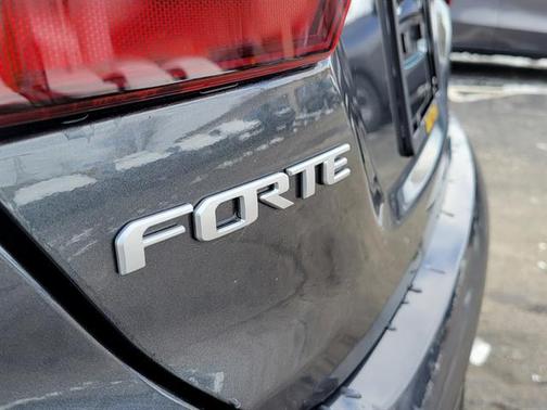2024 Kia Forte GT