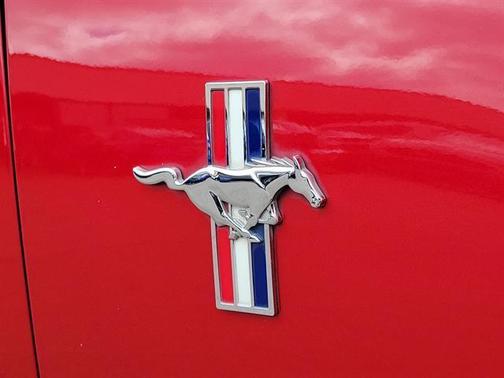 2013 Ford Mustang V6 Premium