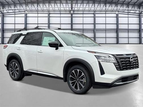 Pearl 2026 Nissan Pathfinder Platinum
