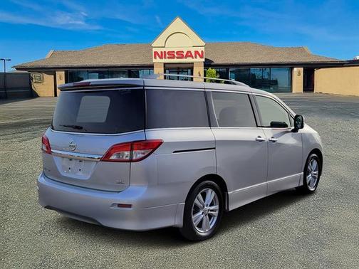 Brilliant Silver 2015 Nissan Quest SL