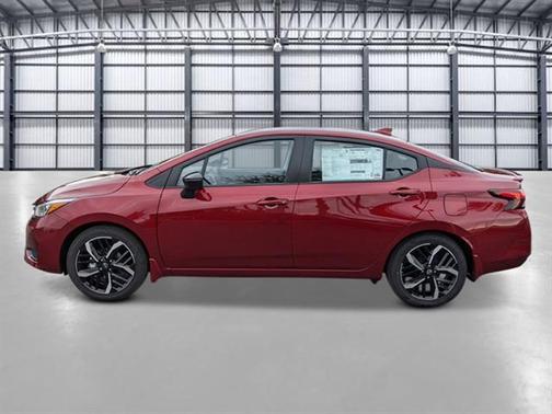 2025 Nissan Versa 1.6 SR