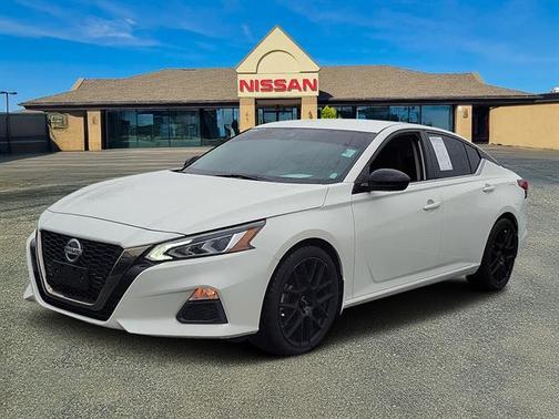 2021 Nissan Altima 2.5 SR