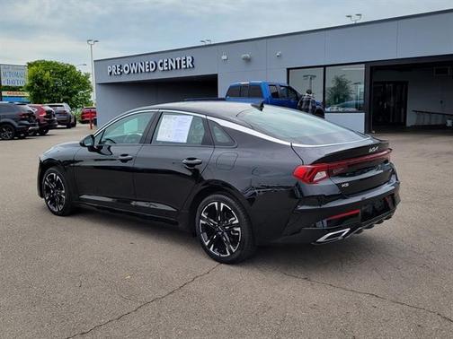 Ebony Black 2024 Kia K5 GT-Line