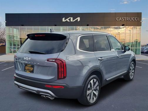 2022 Kia Telluride S