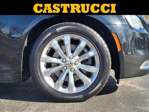 2016 Chrysler 300 Limited