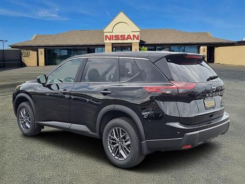 2025 Nissan Rogue S