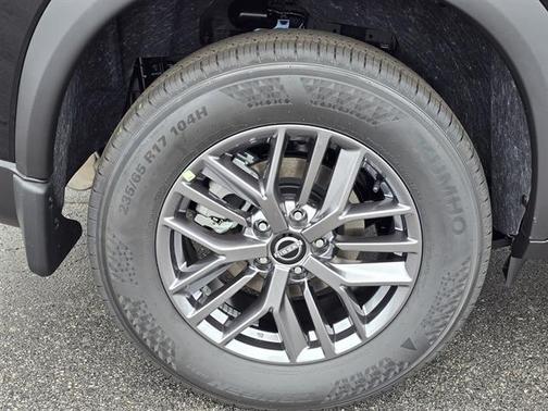 2025 Nissan Rogue S