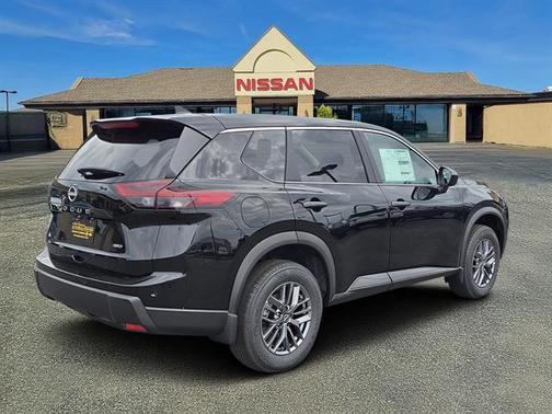 2025 Nissan Rogue S