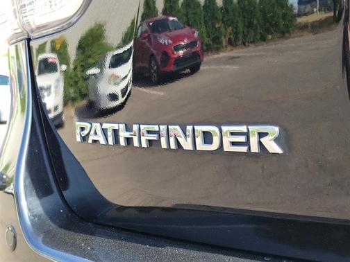 2014 Nissan Pathfinder SL