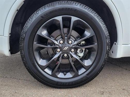 White Knuckle 2023 Dodge Durango R/T
