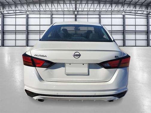 2025 Nissan Altima SL