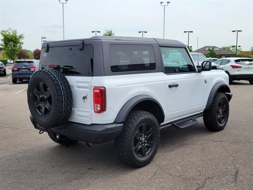 Oxford White 2024 Ford Bronco Black Diamond