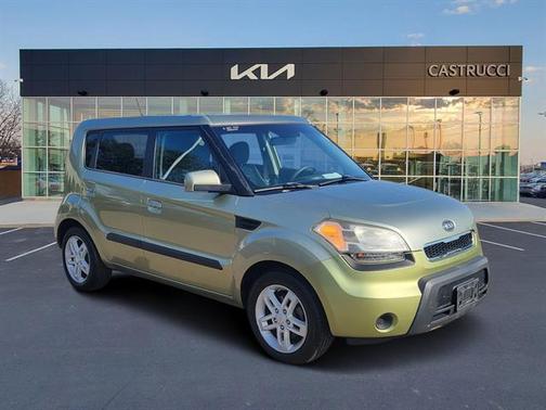 Alien 2010 Kia Soul +