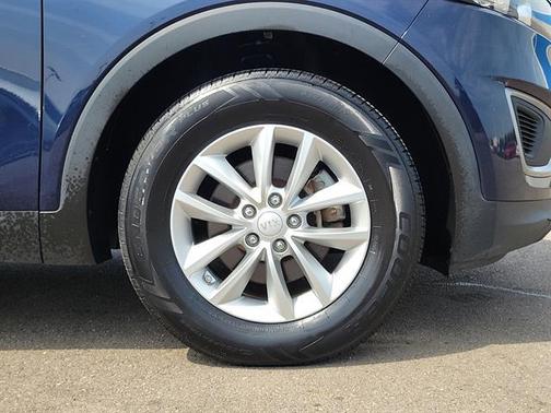 2016 Kia Sorento L