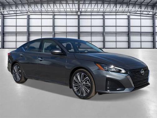 2025 Nissan Altima SL